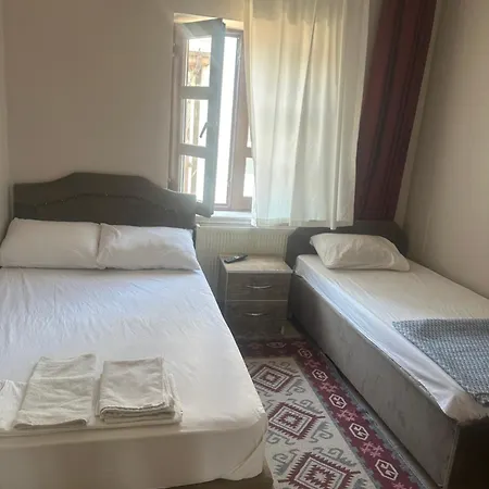 Eser Oteli Bed & Breakfast 3*