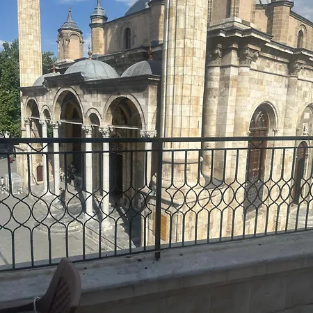 Eser Konya